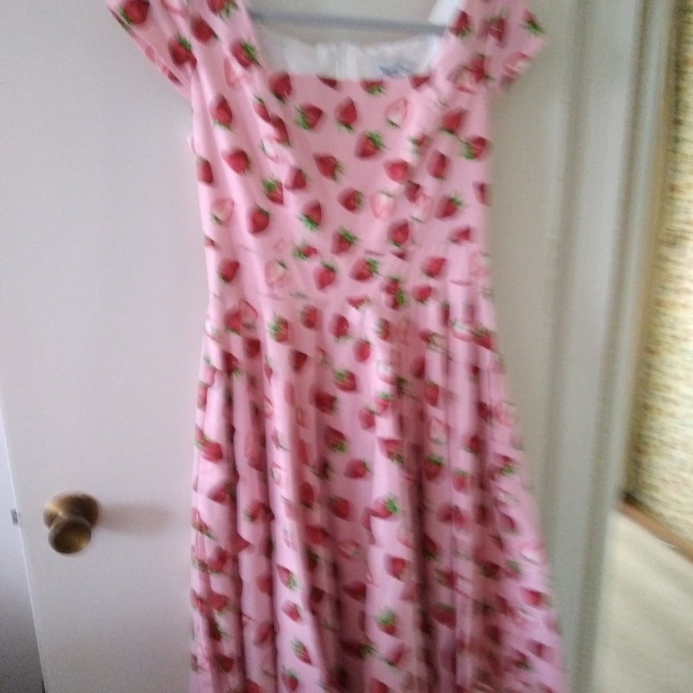 Pink Stawberry Swing Dress L NWT